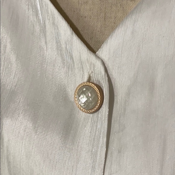 White Silky blouse - Picture 2 of 4